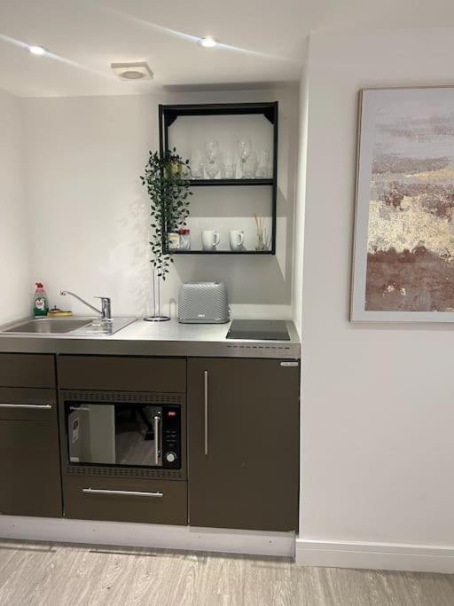 Apartament 2 Flat, 50m From Airbus *